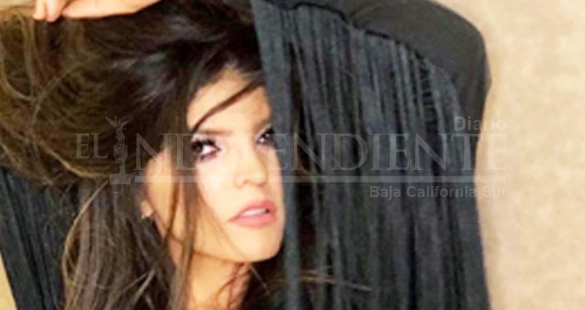 Ana Bárbara hace 'el oso' en premiere de 'Endgame'