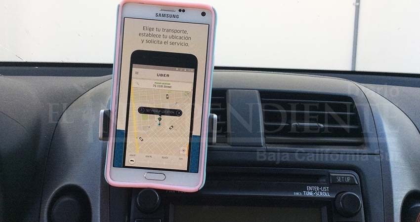 Responde Uber a manifestación de taxis llevando a cabo una marcha a su favor