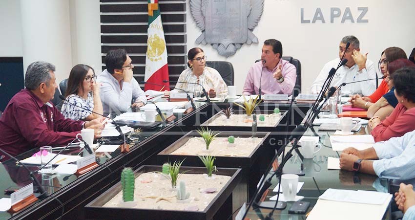 Chocan Alcalde y regidor por comisiones acéfalas de Homero Davis