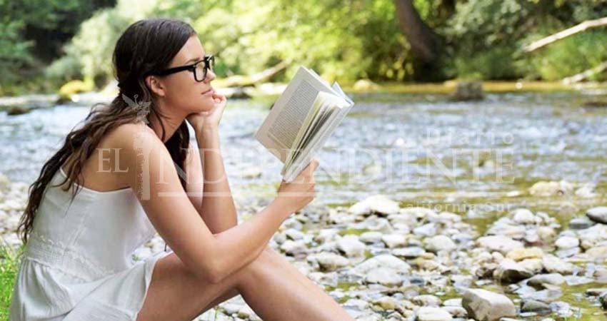 ¿Quieres estudiar en el extranjero? La SEP ofrece 585 becas