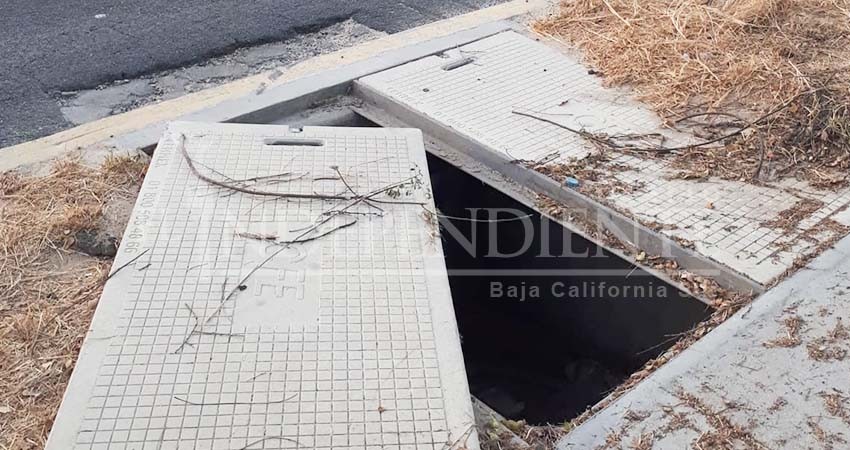 Destruidos registros eléctricos y alcantarillas del Corredor Turístico