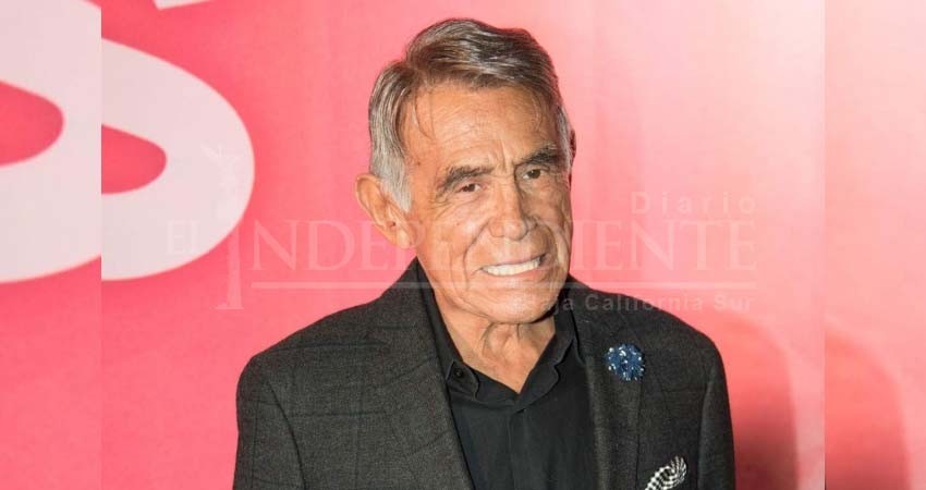 Urgen más donadores de sangre para Héctor Suárez