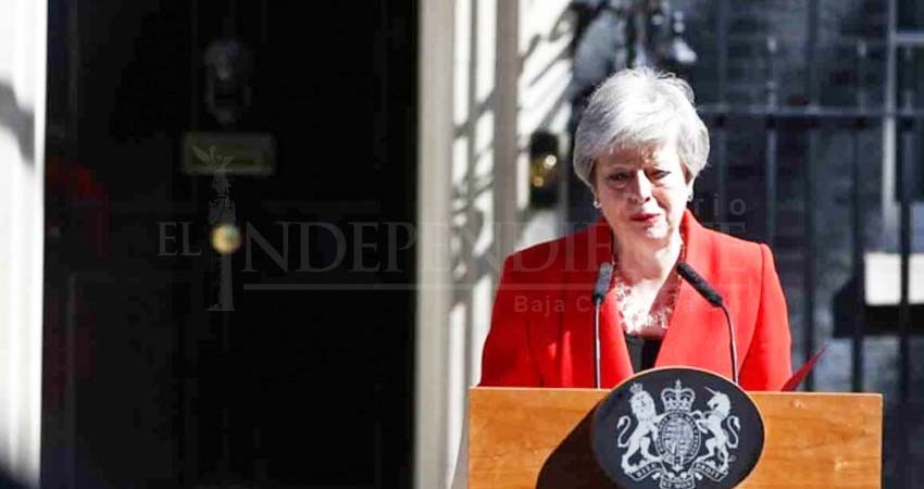 ¡Se acabó! Theresa May entrega su renuncia; buscan sucesor
