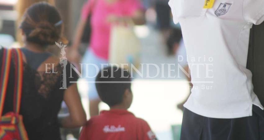 Uniformes neutros no es tema de debate para nosotros: Jiménez Márquez