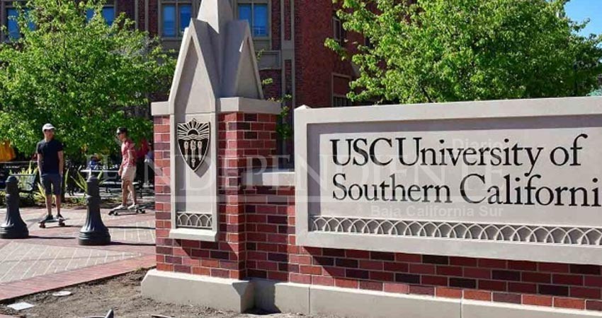 Cae ginecólogo que abusó de cientos de mujeres en la USC