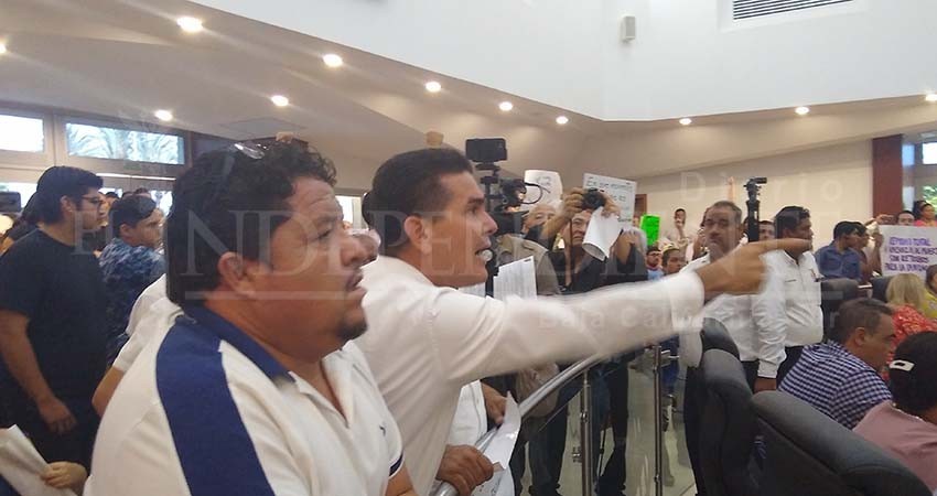 ¡Traicionero!, gritó esposo de diputada a presidente del Congreso BCS
