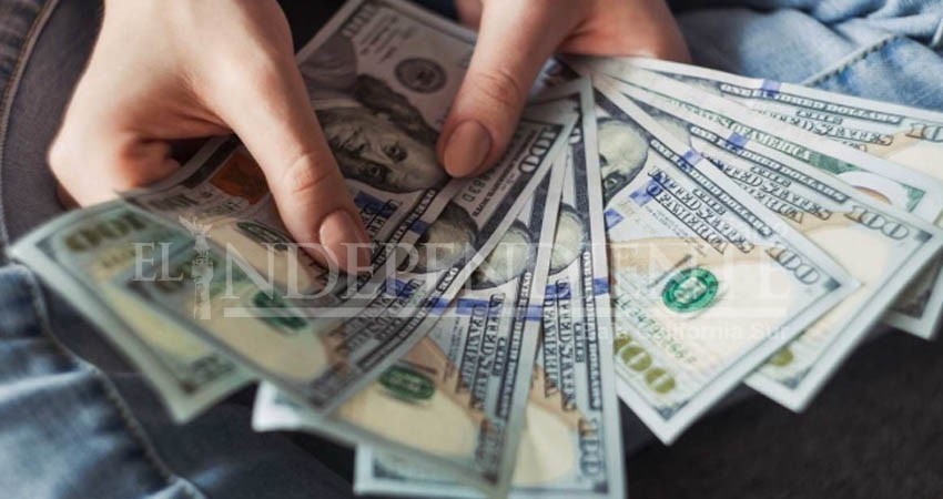 Busca venganza y la arrestan por dejar 100 mil pesos de propina