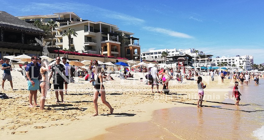 Flujo turístico de Los Cabos, el mejor de todo el país