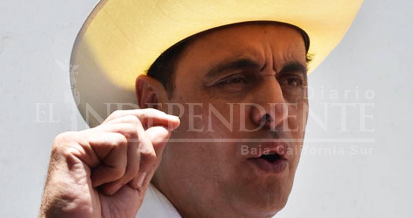 Arremete líder nacional de CNC contra AMLO durante visita a La Paz