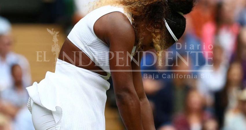 Wimbledon multa a Serena por maltratar su césped