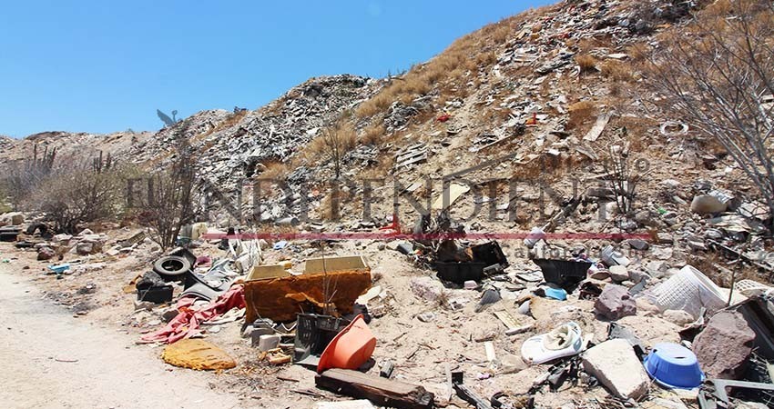 Multarán con 8 mil 449 pesos a quien tire escombro o basura en arroyos 