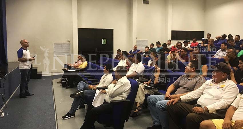 Cierra INSUDE primera etapa de capacitación a entrenadores