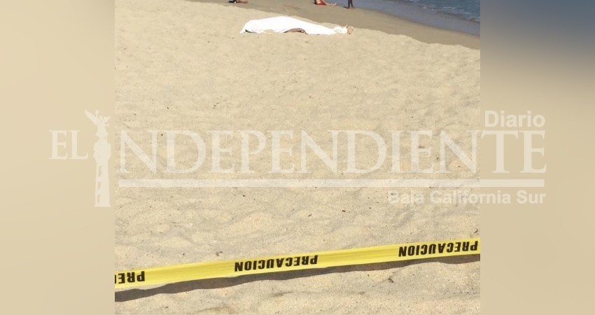 Localizan un cuerpo flotando en una playa de SJC