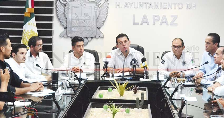 Más cambios al gabinete de Rubén Muñoz