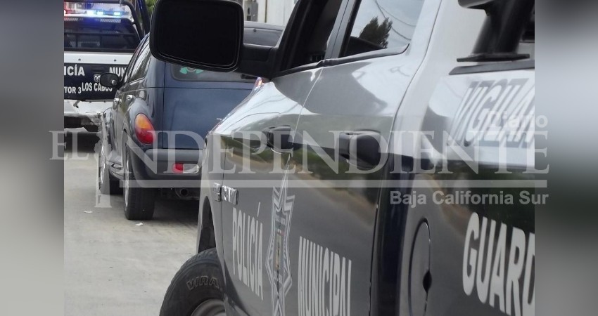 Con pistola en mano, encapuchado asalta oficinas de Anapromex en SJC