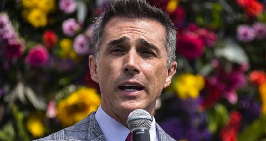 Propone Sergio Mayer volver cines inmuebles abandonados