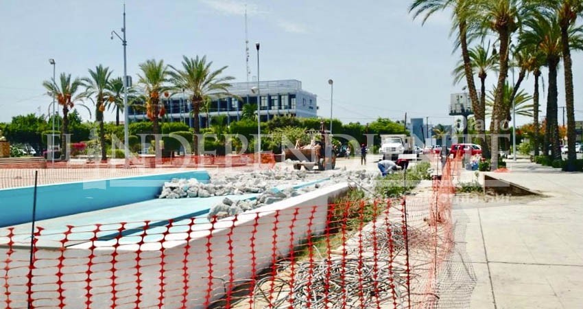 7 mdp costó la Fuente Danzante de palacio de Gobierno que hoy es demolida