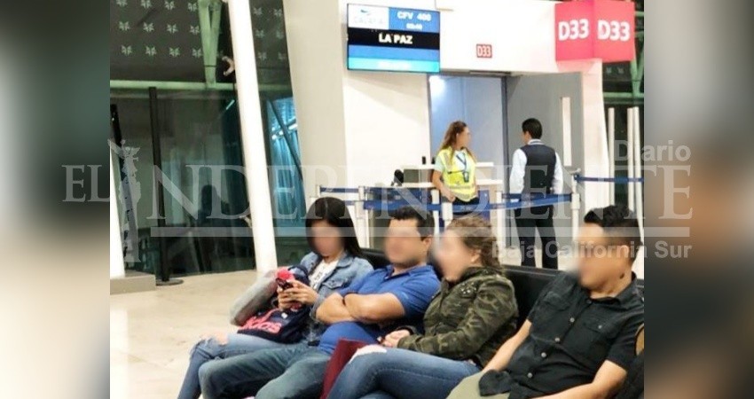 Lo vuelve a hacer CALAFIA Airlines; deja varados a pasajeros de La Paz y Guadalajara
