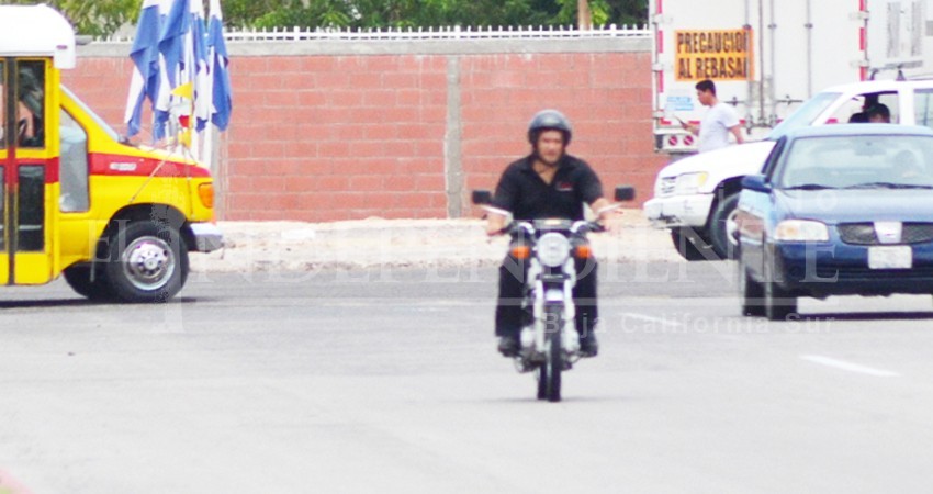Inicia Tránsito Municipal operativos para la regularización de motocicletas en La Paz