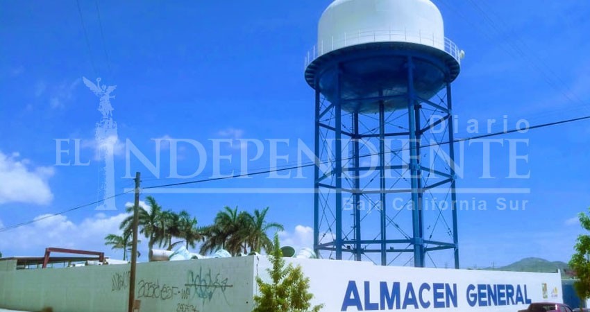 Tinaco elevado en El Zacatal, una bomba de tiempo que no quieren atender