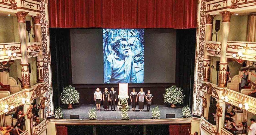 México despide a su genio juchiteco