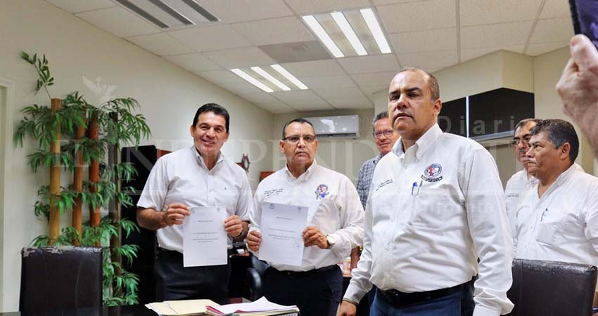 Retiran burócratas asamblea tras acuerdos con Ayuntamiento de La Paz