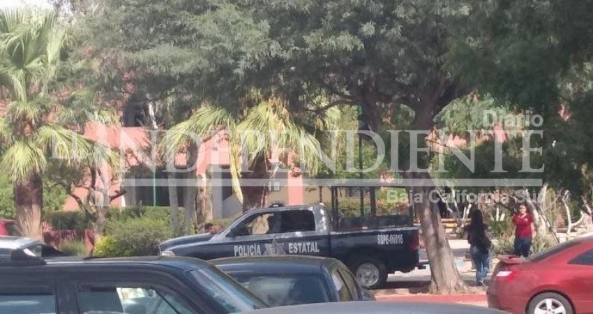 Situación bajo control, informa UABCS, esto tras amenaza de alumno a maestro