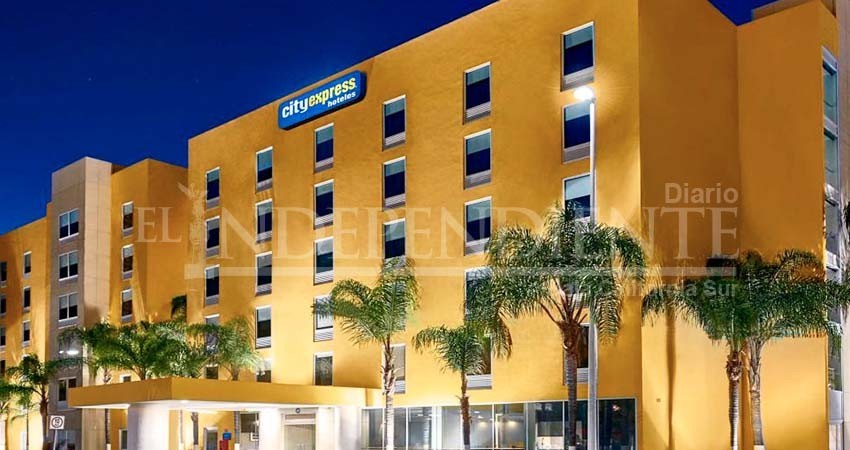 Invita CFE a hoteles de BCS a generar parte de su propia energía