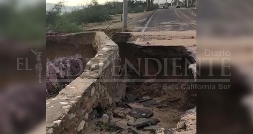 Complicado el paso en carretera a Los Planes