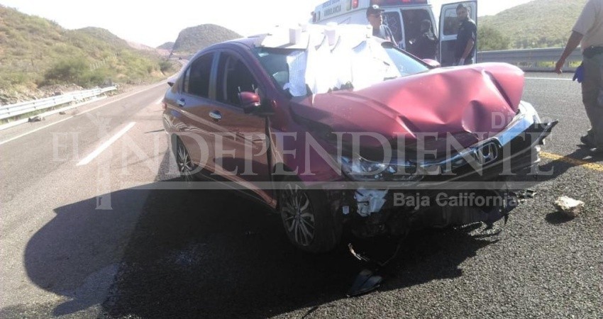 Otra vez… un herido tras chocar contra muro sin señalización en Carretera a Todos Santos