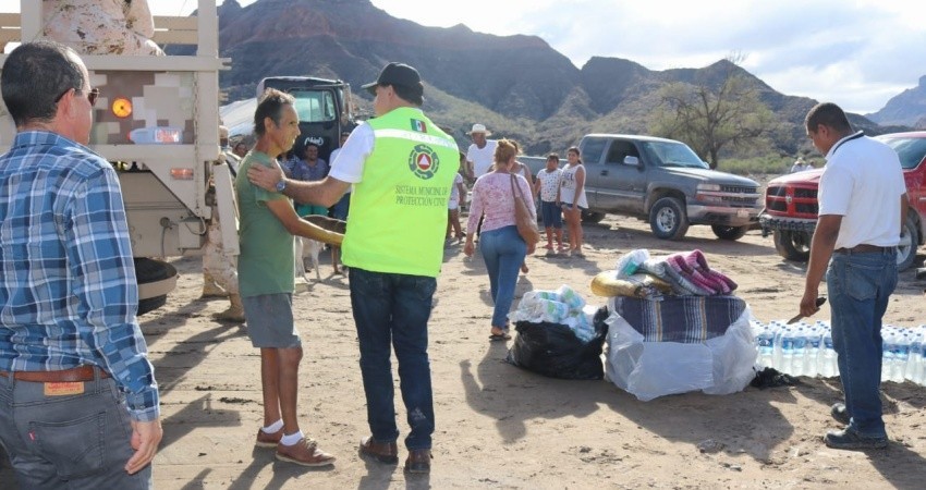 “Brindaremos todo el apoyo a los damnificados en San Juan de la Costa”: Alcalde de La Paz