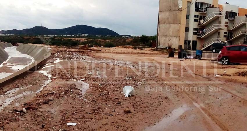 Exhiben vecinos de Chulavista fraudes de Infonavit y Homex