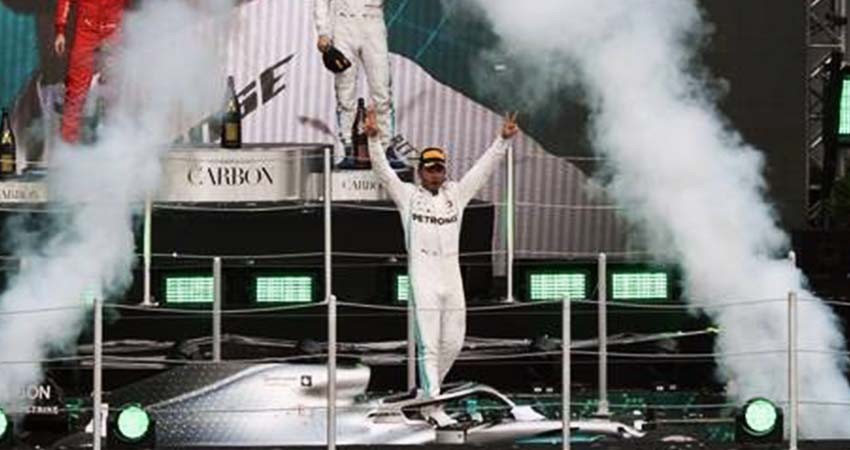 Hamilton gana el GP de México y se acerca a su hexacampeonato