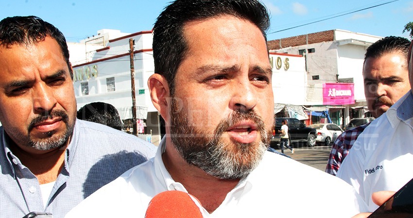 Transportistas tienen engañados a los choferes: PAN