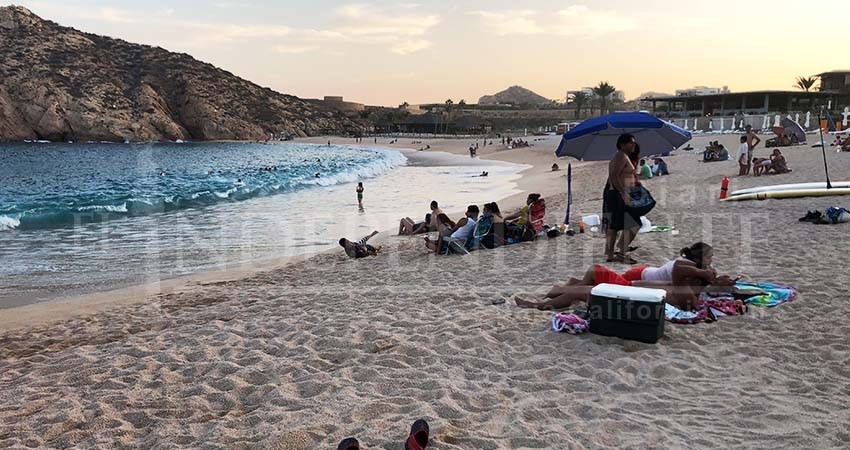 30 mil turistas visitaron Los Cabos durante el fin de semana largo