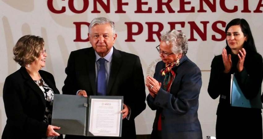 Firma AMLO acuerdo “Proigualdad 2019-2024”