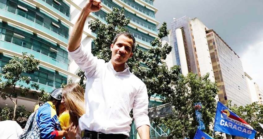 Convoca Guaidó a protesta nacional contra Maduro