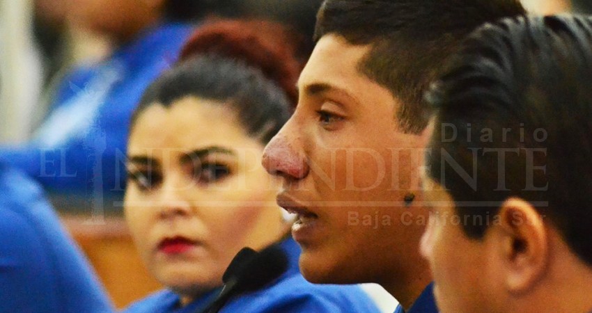 Medallista paralímpico califica como “excluyente” al parlamento de discapacidad