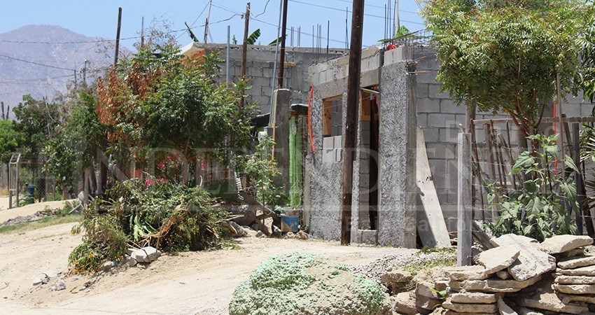 Piden vecinos de Vista Hermosa rehabilitar alumbrado público