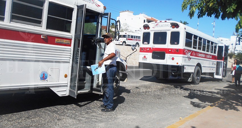 Se respetará descuento de 50% en transporte a estudiantes durante las vacaciones 