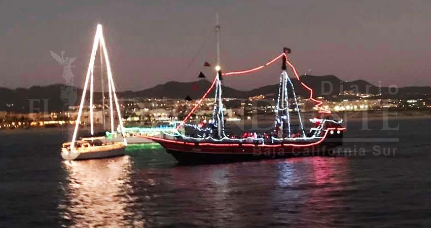 27 embarcaciones y 2 mil asistentes formaron parte del Festival Náutico Navideño Mar y Christmas 