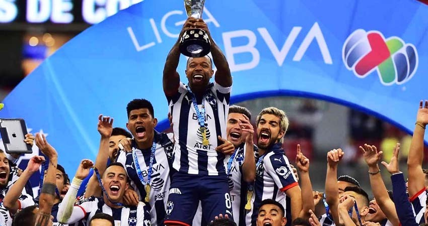 Monterrey se corona y silencia el estadio Azteca