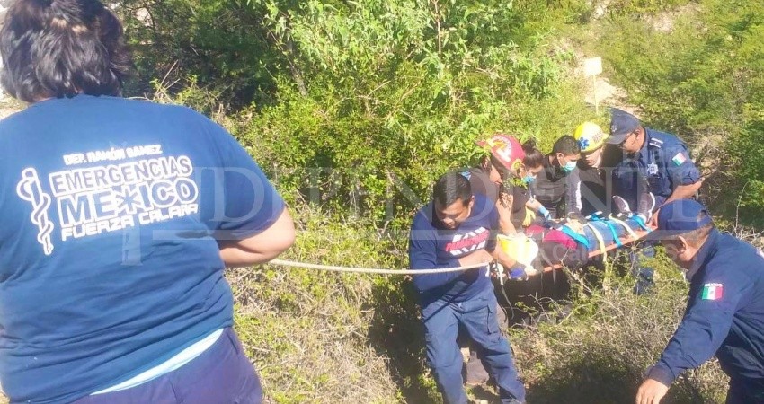 Se accidenta Uber cuando viajaba a Los Planes; dejó una mujer lesionada