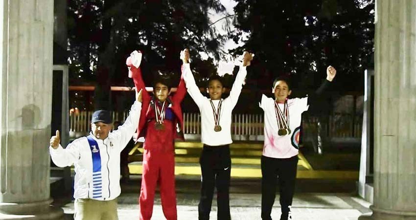 Tiene BCS oro y plata en tiro con arco