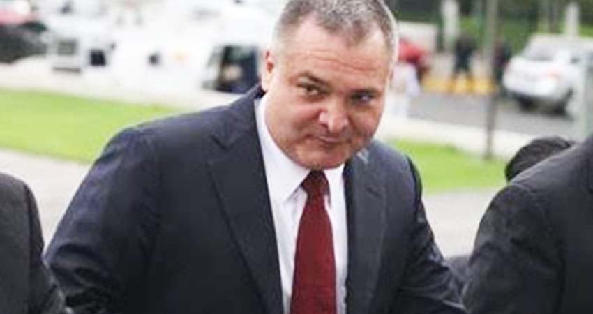 Arrestan en EU a ex mando de la Policía Federal de México