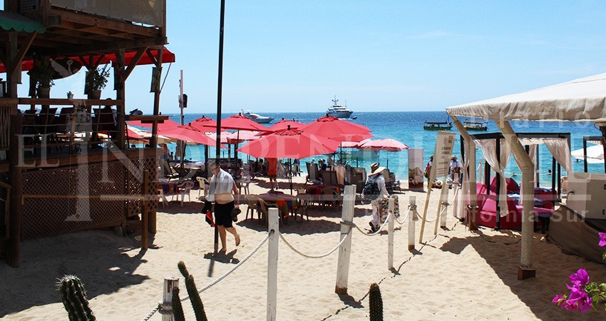 Revisarán accesos a playas públicas para determinar si empresarios nos los están bloqueando