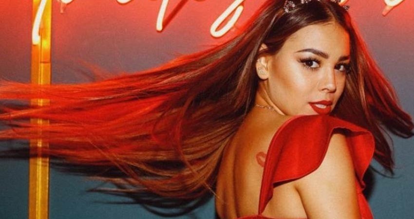 Danna Paola luce sensual disfraz de sirena y enamora a sus fans