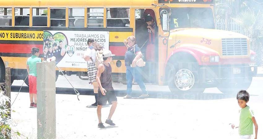 Por alta emisión de humo en unidades de transporte público deberían ser retiradas de las rutas 