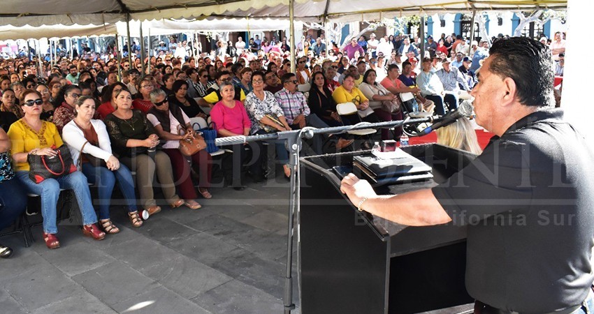 Advierte Sindicato de Burócratas con tomar oficinas de gobierno si no hay respuesta a reclamos 