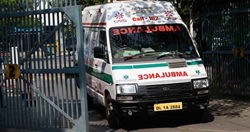 Mueren 24 invitados de una boda; su autobús cayó a un río